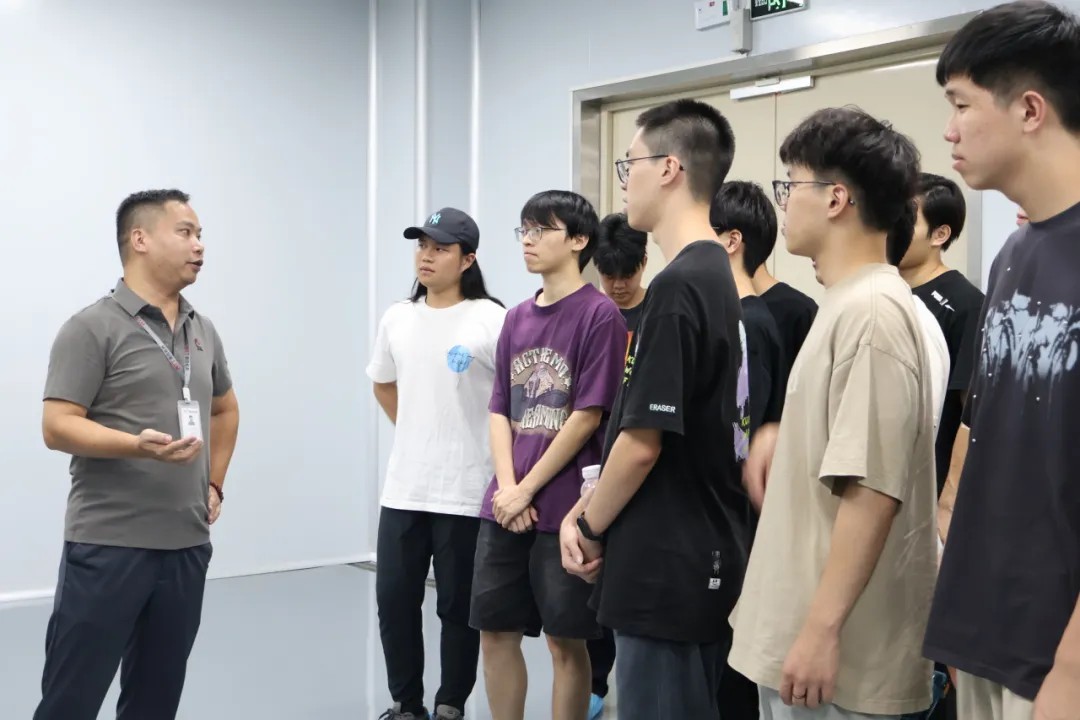 /ueditor/image/20251201/1764560939067062/7cfa3dd4449838c159d5b829b51edc10.jpg 伟德体育世界杯携手深大师生共启2024实践探索之旅