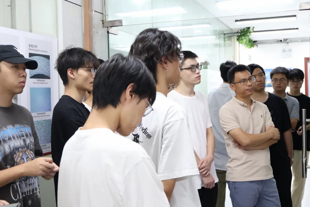 /ueditor/image/20251201/1764560957455557/3c6381bf9541823f2f116ad51cb55c03.jpg 伟德体育世界杯携手深大师生共启2024实践探索之旅