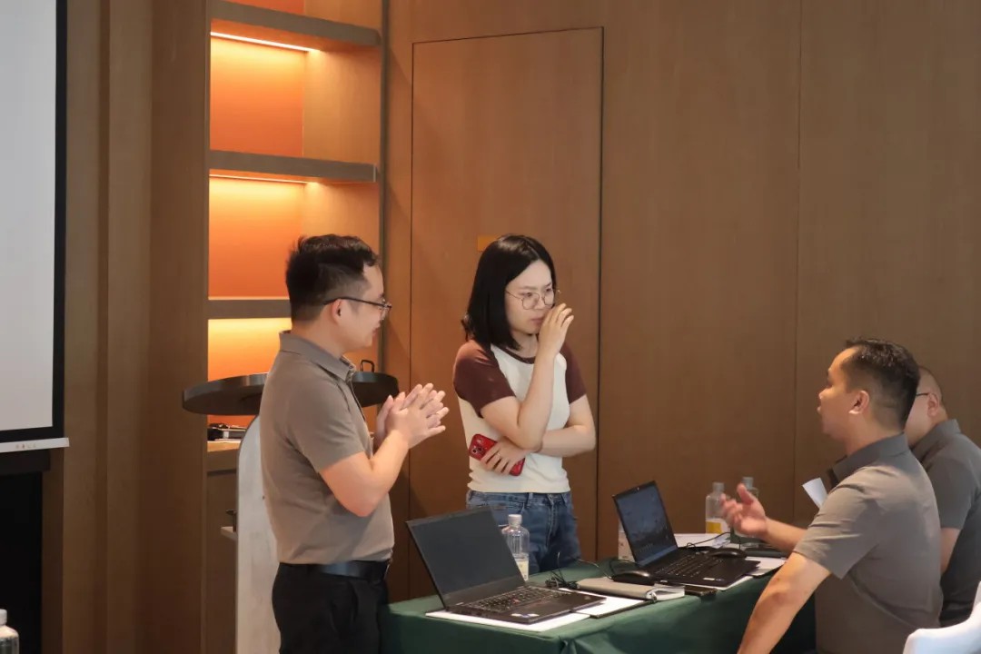 /ueditor/image/20251201/1764561208337928/cee85fde5bef717f72711afcda0771e4.jpg 互动交流,激发创新火花