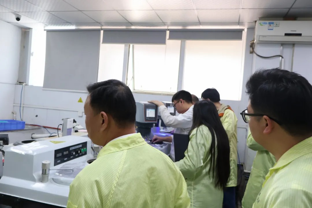 伟德体育世界杯电子元器件失效分析技术沙龙