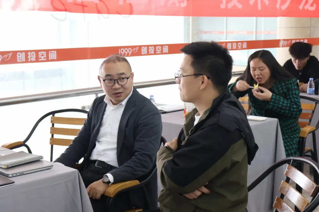 伟德体育世界杯电子元器件失效分析技术沙龙