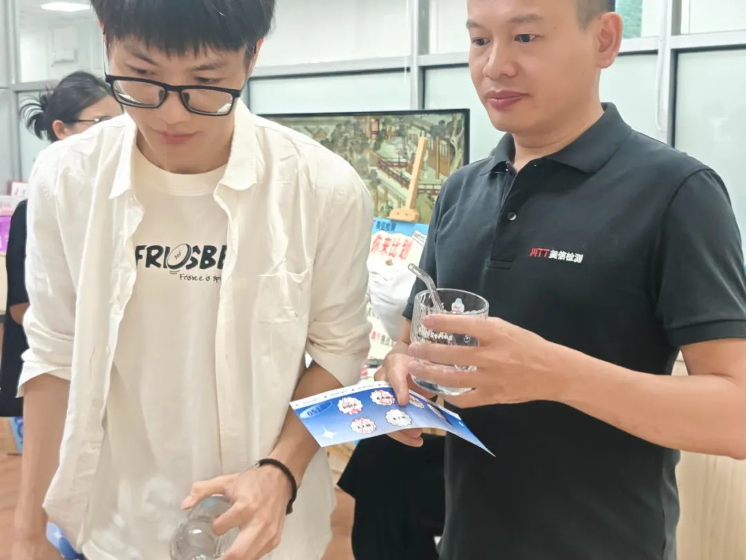 /ueditor/image/20251201/1764574338893170/ea64fd0f256ea7ac226232396319106b.jpg 伟德体育世界杯13周年庆趣味游戏
